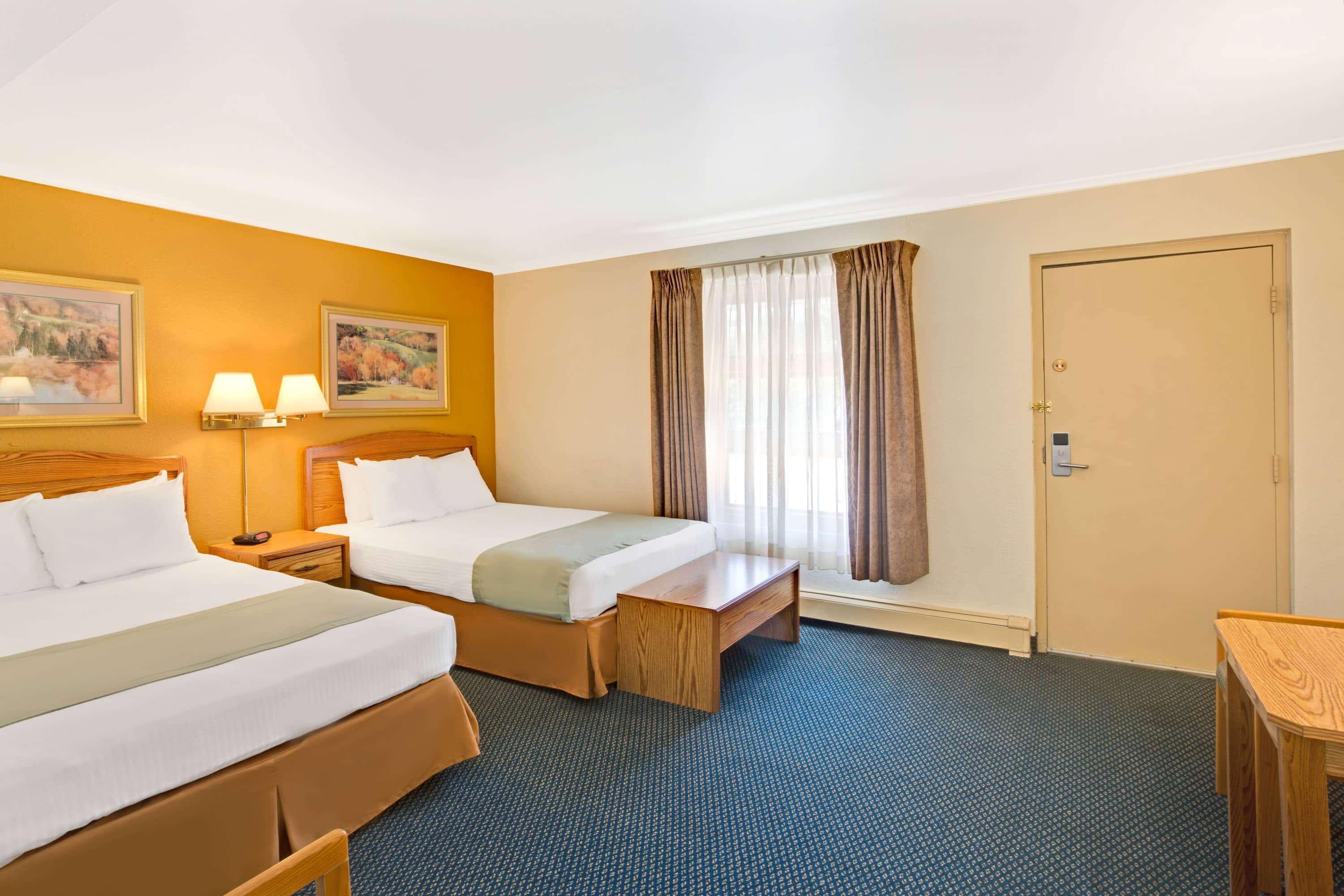 Travelodge By Wyndham Rapid City Bagian luar foto