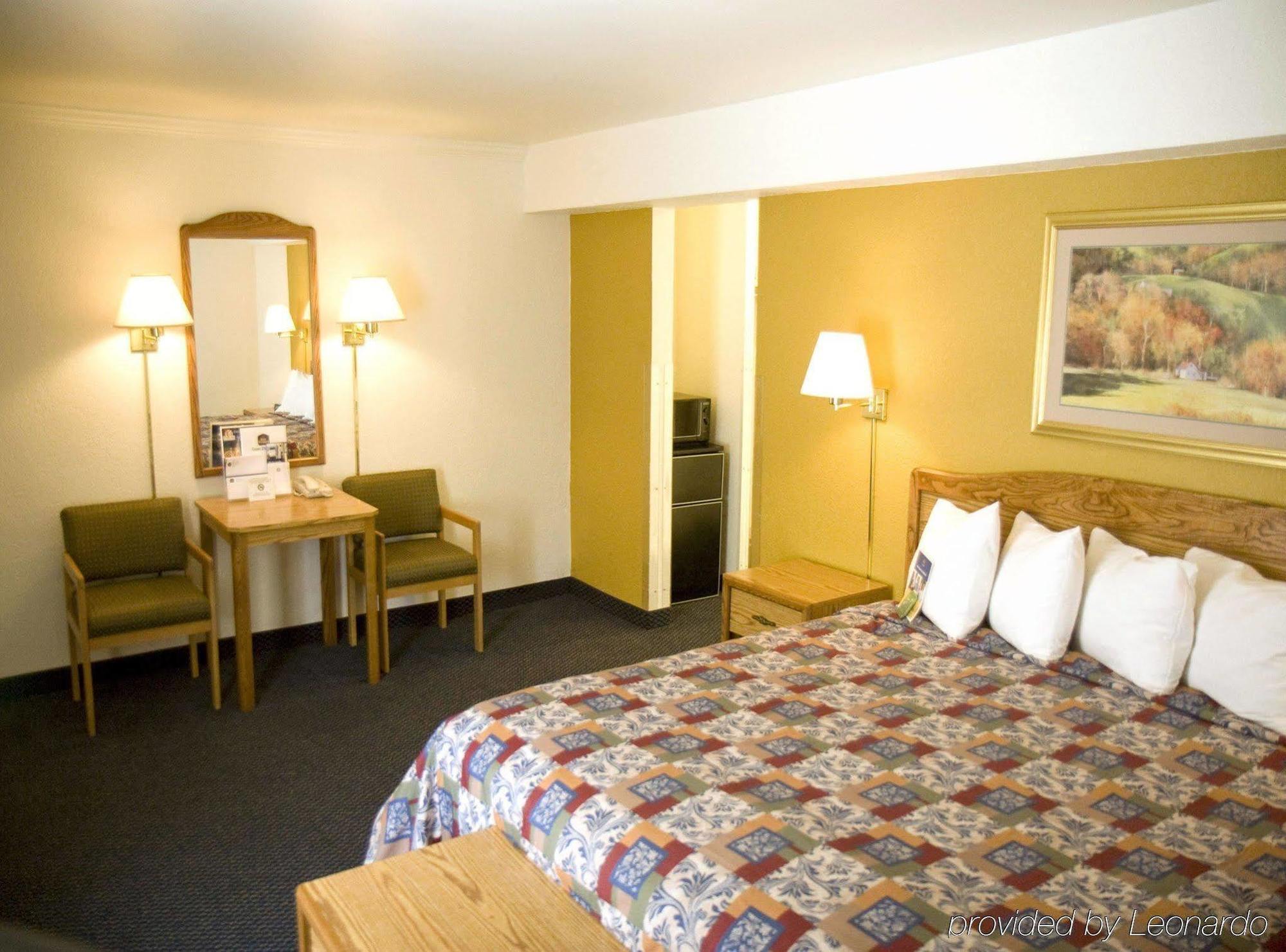 Travelodge By Wyndham Rapid City Bagian luar foto