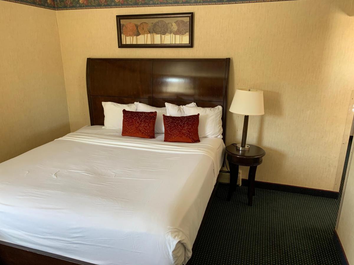 Travelodge By Wyndham Rapid City Bagian luar foto
