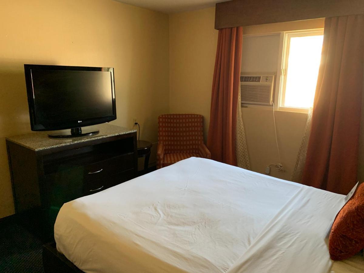 Travelodge By Wyndham Rapid City Bagian luar foto