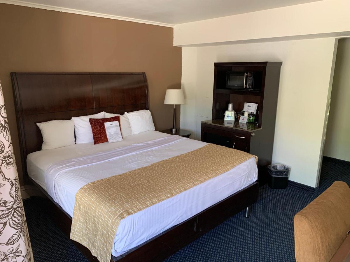 Travelodge By Wyndham Rapid City Bagian luar foto
